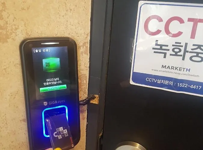 Gangnamstay - Foreign Female Only * Seul